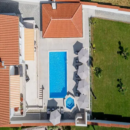 Aesthetic With Private Pool Buici